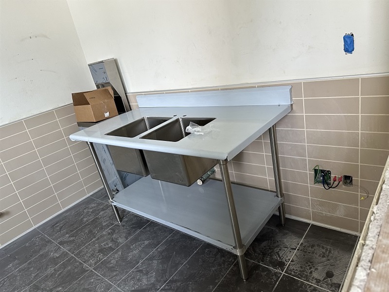 New Kitchen Sinks at Legion Park Community Center